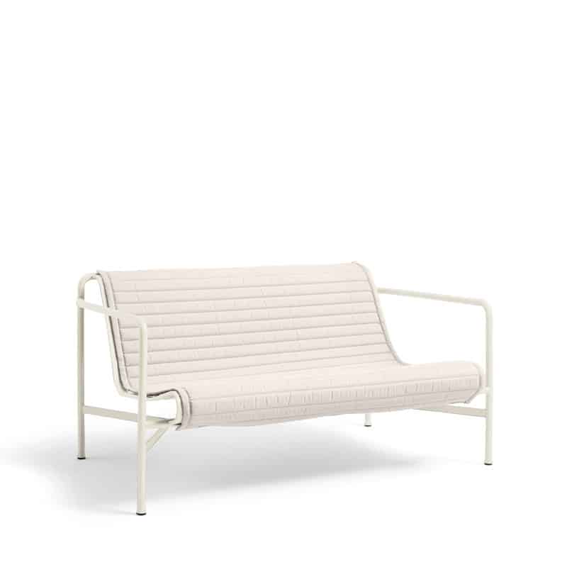 Palissade_Lounge_sofa_cream_white_quilted_cushion_produktbilde_fra_hay