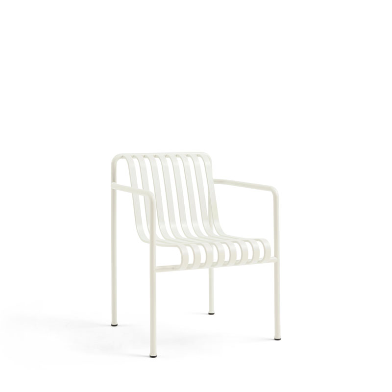 Palissade_dining_armchair_cream_white_produktbilde_fra_HAY