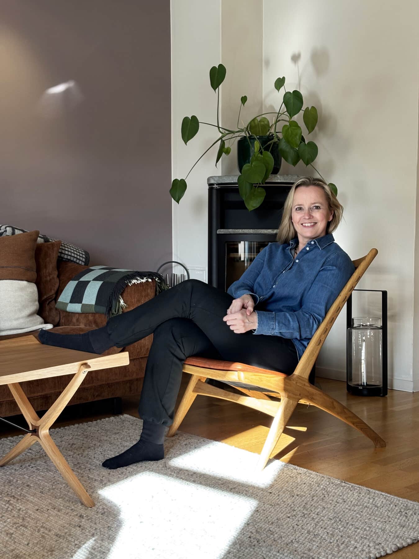 Anette-krysset lenestol-eikund-fredrik a. kayser-norsk design