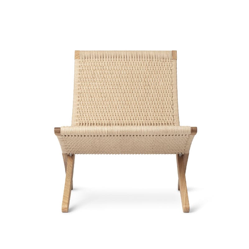 Cuba lenestol i såpet eik med papirflett i setet og ryggen fra carl hansen