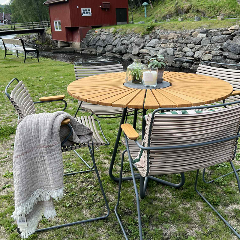 Click spisestol-Circle spisebord-ø110 cm-hagemøbler-hagebord-hagestol-houe-verket interiør