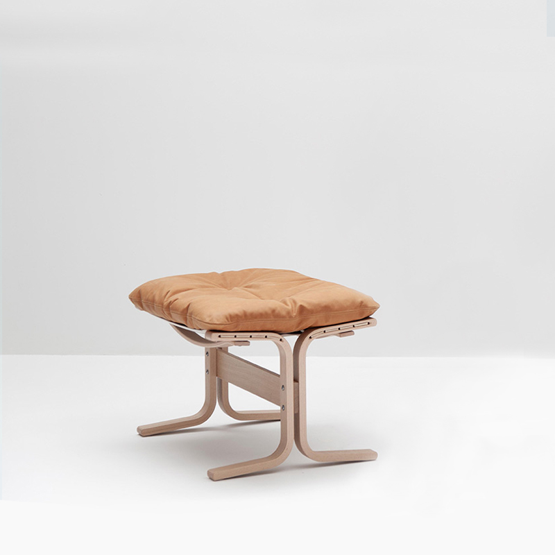 Siesta classic-fotskammel-Eik-vintage skinn-cognac-produktbilde-fra-lkhjelle