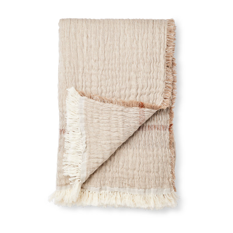 loire pledd i 100% bomull i beige fra Compliments