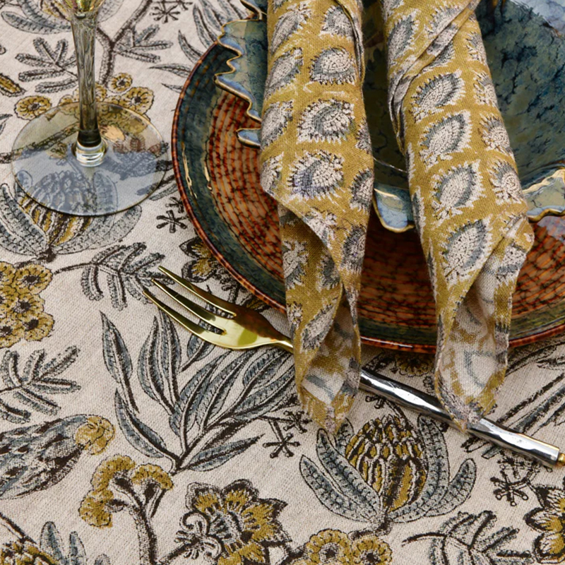 Linduk Parrot-blue-170x270-150x350-duk-verket interiør-kjøkkenverket-miljøbilde