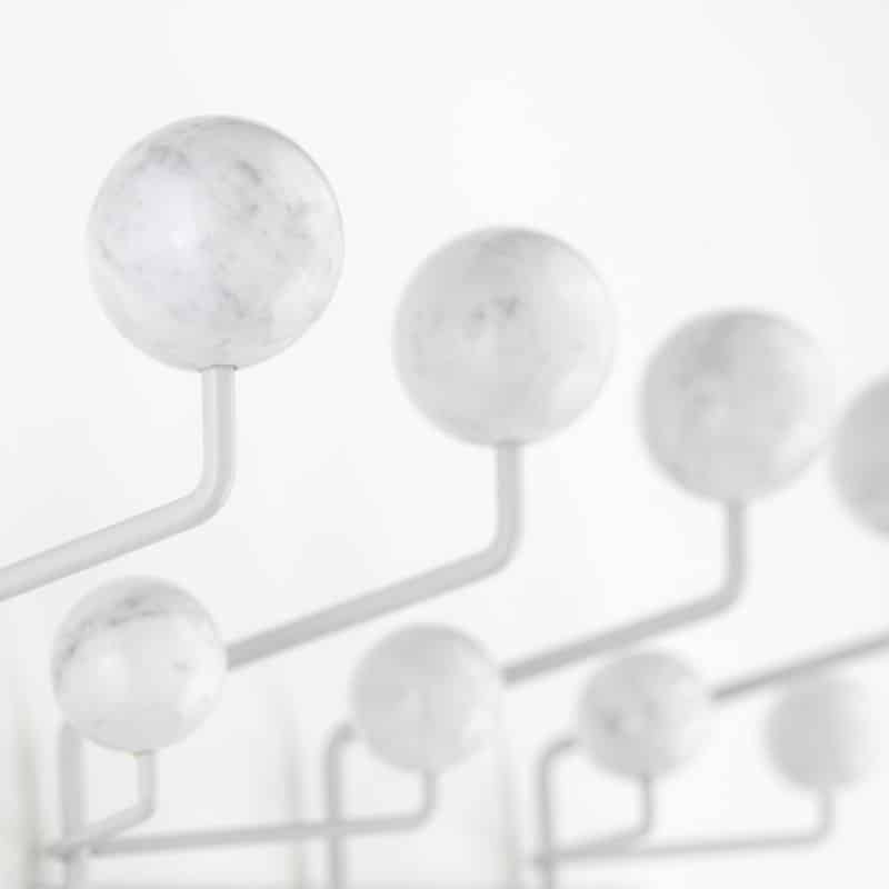 hang it all kanggrekke I hvit marmor fra Vitra
