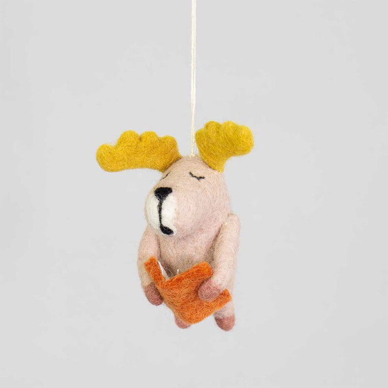 READING_MOOSE_Julhange_fra_afroart_produktbilde
