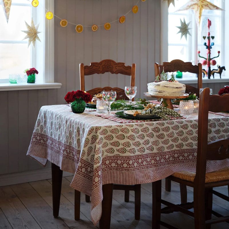 persian paisley bomullsduk i rødt fra chamois