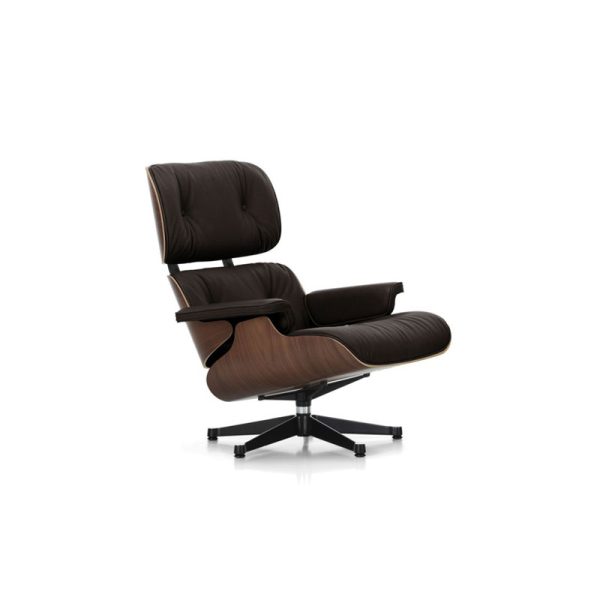 Eames lounge chair I mørk valnøtt og leather natural I fargen chocolate