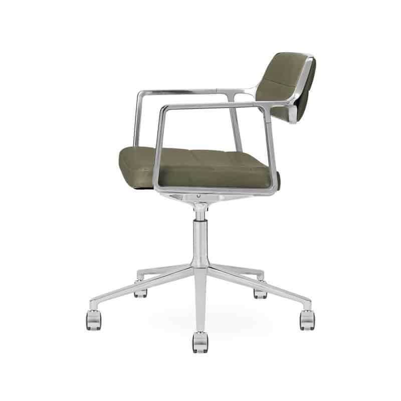 vipp 453+ kontorstol med hev og senk og hjul i bosco grønn skinn og polert aluminiumsramme