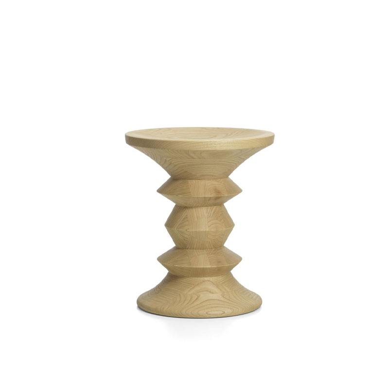 Stools_Modell_A_Chestnut_Produktbilde_fra-Vitra