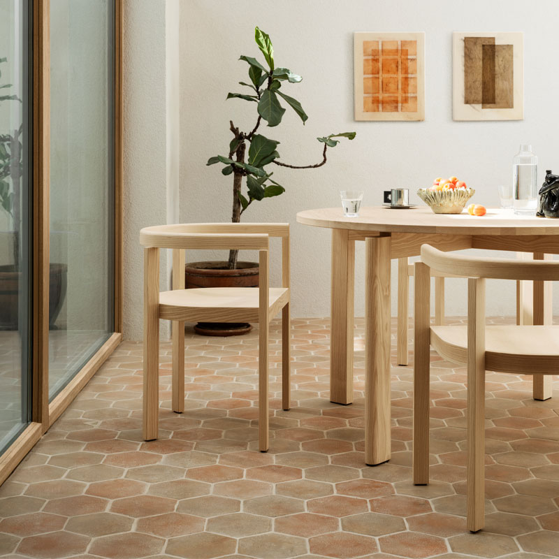 after spisestil I hvitoljet ask fra fritz Hansen