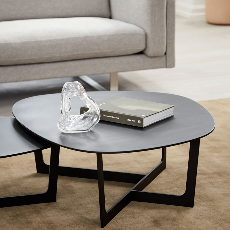 insula sofabord I sort aluminium fra fredericia