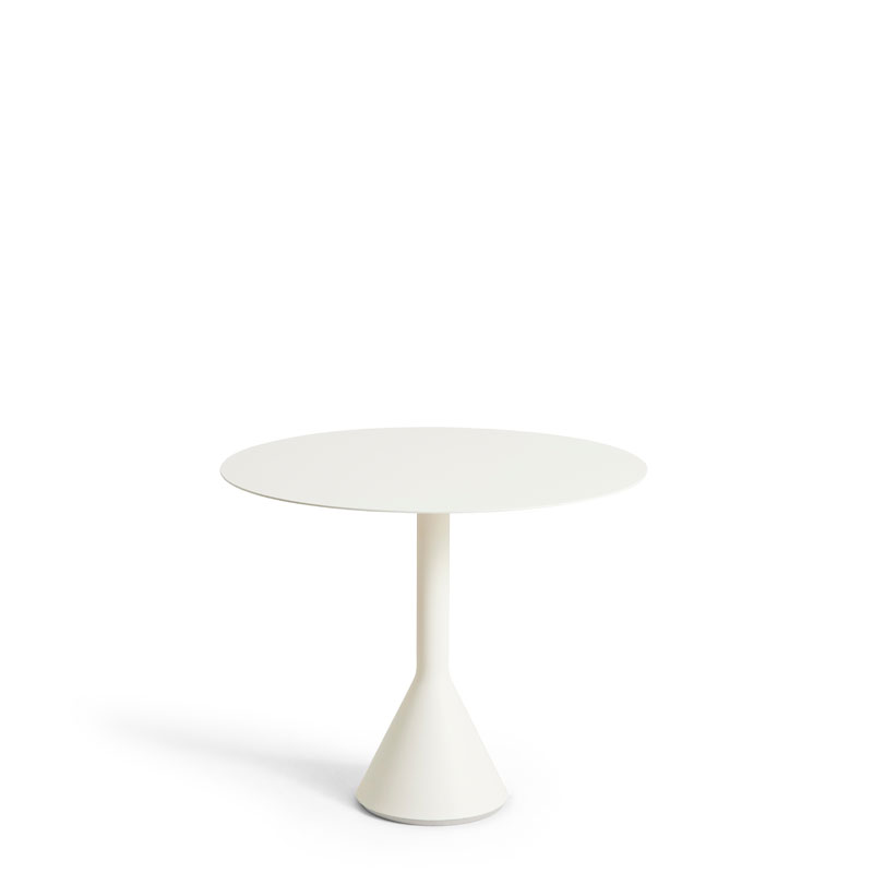 Palissade_cone_table_ø90_cream_white_produktbilde_fra_HAY