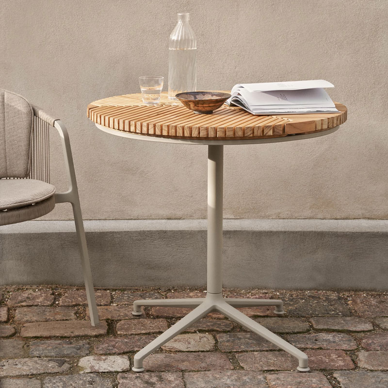 Vipp-717-open-air-cafe-bord