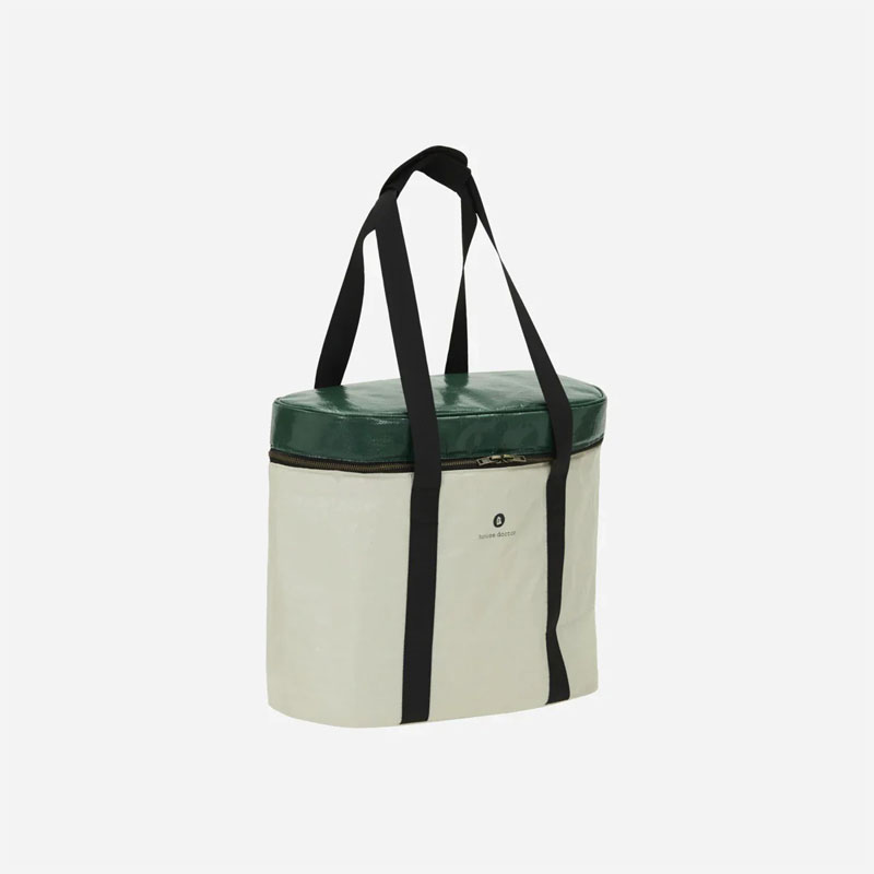 kjølebag i beige og grønn fra house doctor