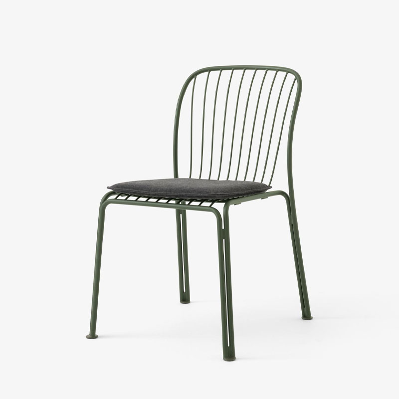 thorvald sittepute i mørkegrått tekstil fra and tradition