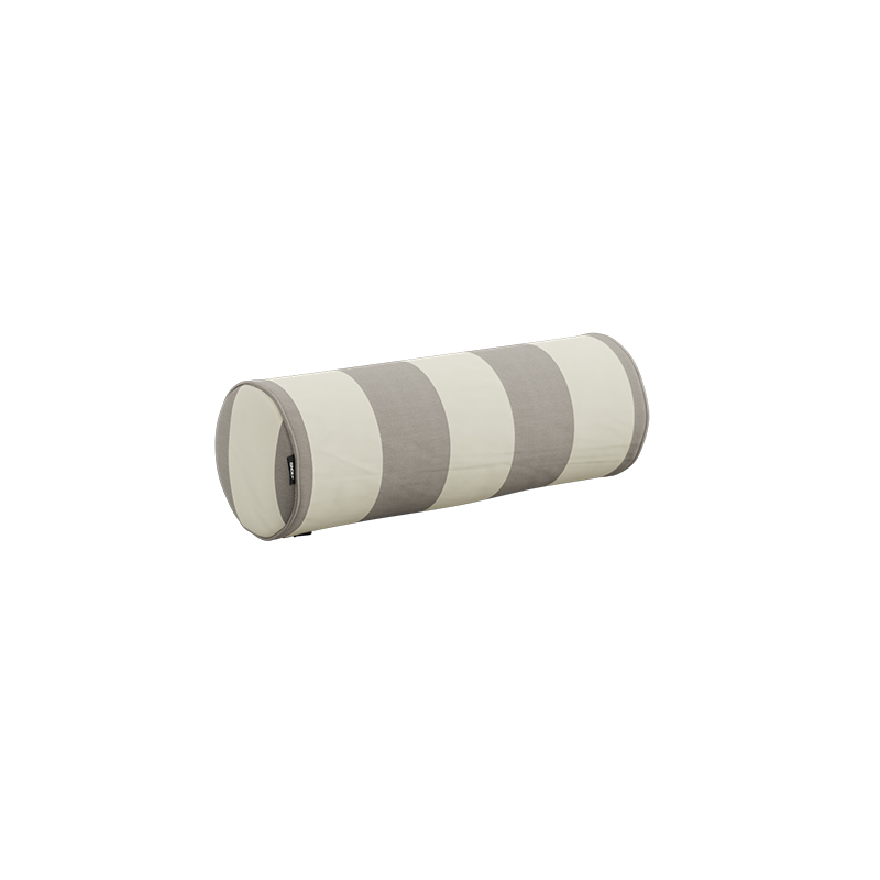 Sack it-utendørs pute-bolster-taupe-olive-verket interiør-hagemøbler-skandinavisk-produktbilde