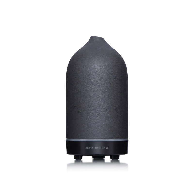 aroma diffuser I sort matt keramikk fra stone soap spa
