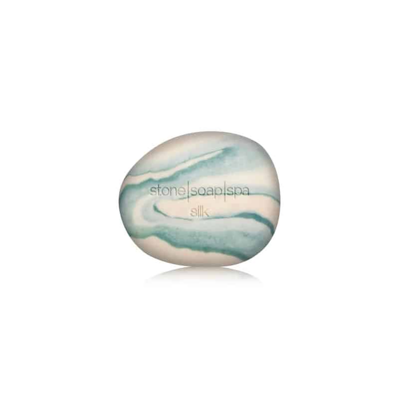 steinsåpe i silke fra stone soap spa
