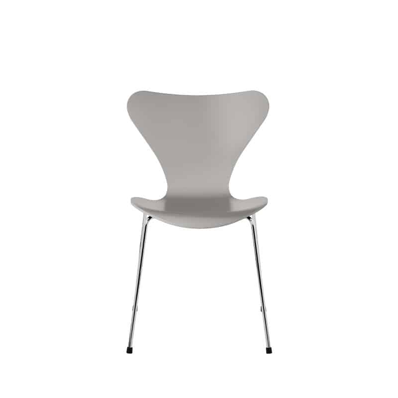 3107_Series_7_Lakket_nine_grey_krom_base_produktbilde_fra_fritz_hansen