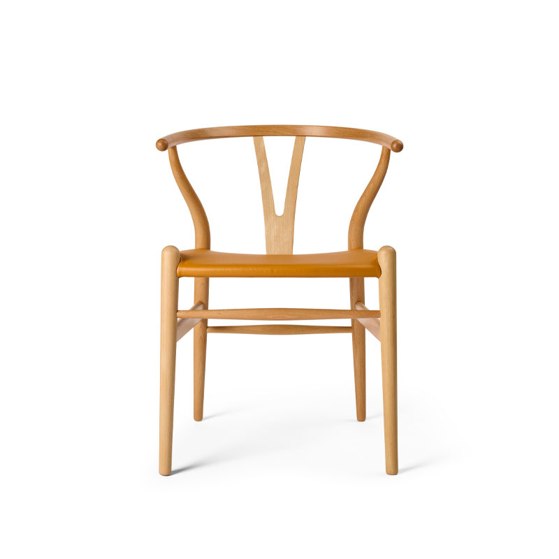 CH24P_bøk_oljet_loke7050_forside_produktbilde_Carl_Hansen
