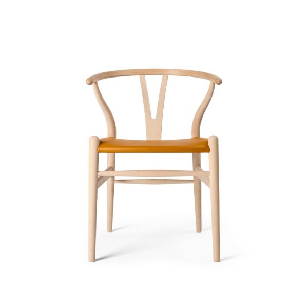 CH24P_bøk_såpet_loke7050_forside_produktbilde_Carl_Hansen