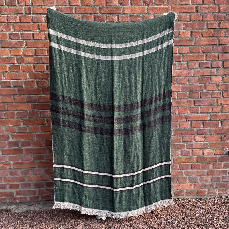 The_Belgian_Racing-green-pledd-libeco