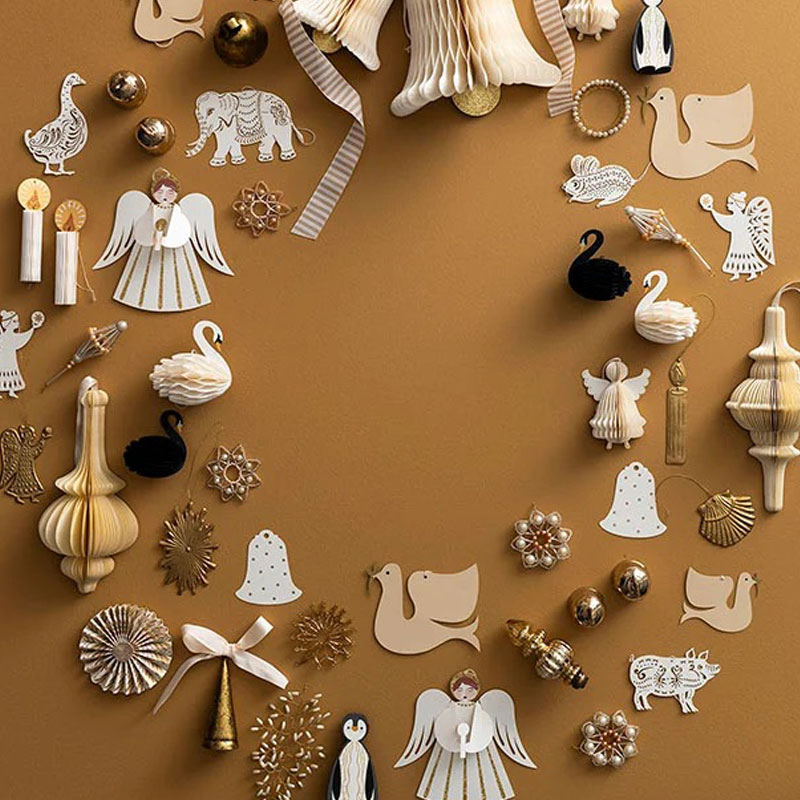 Juleornament_i_papir_engler_bungalow_miljøbilde