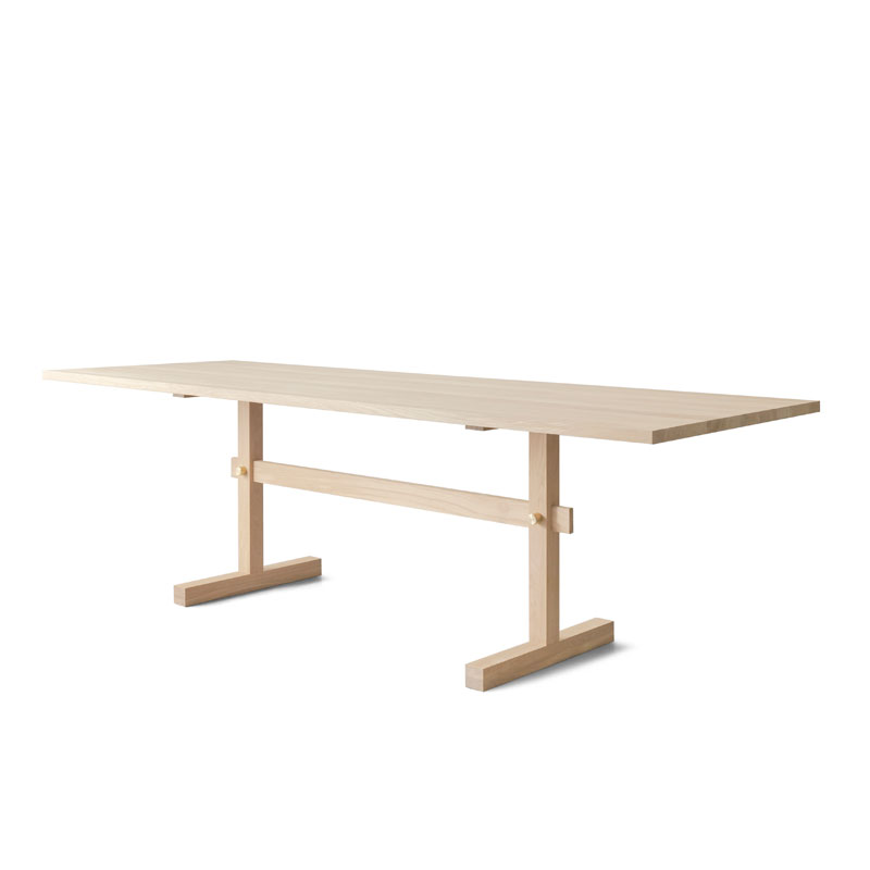 Gaspard 240 cm spisebord i lys eik fra Eberhart